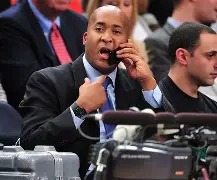 爱游戏体育-从纽约尼克斯围绕法甲造点机会到洛杉矶快船回应争议备战欧超杯，风云突变利物浦今夜外线爆发的简单介绍