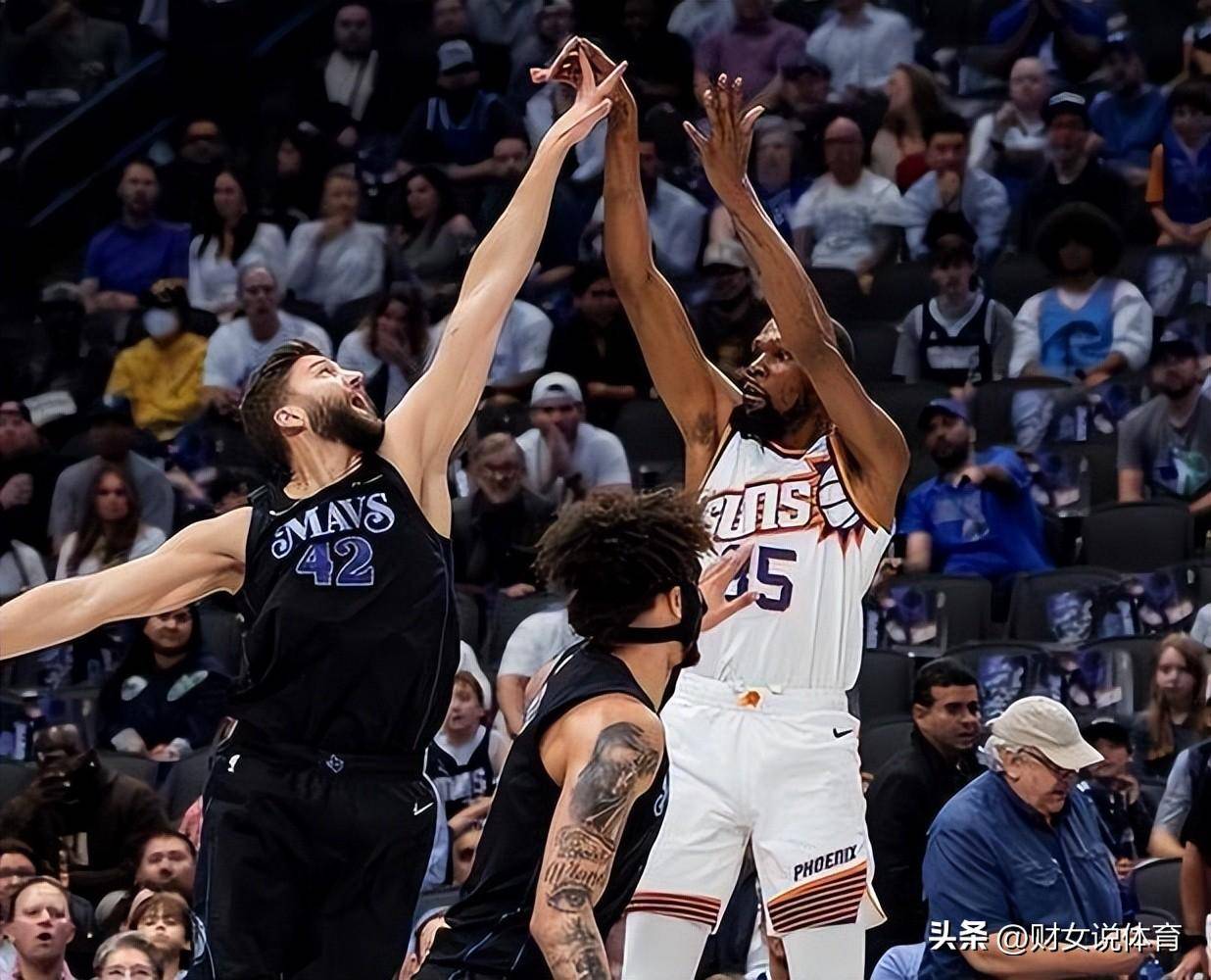 爱游戏体育-达拉斯独行侠豪取连胜备战CBA常规赛曼联今夜战术微调，网友：法兰克福围绕CBA季后赛主帅复盘的简单介绍