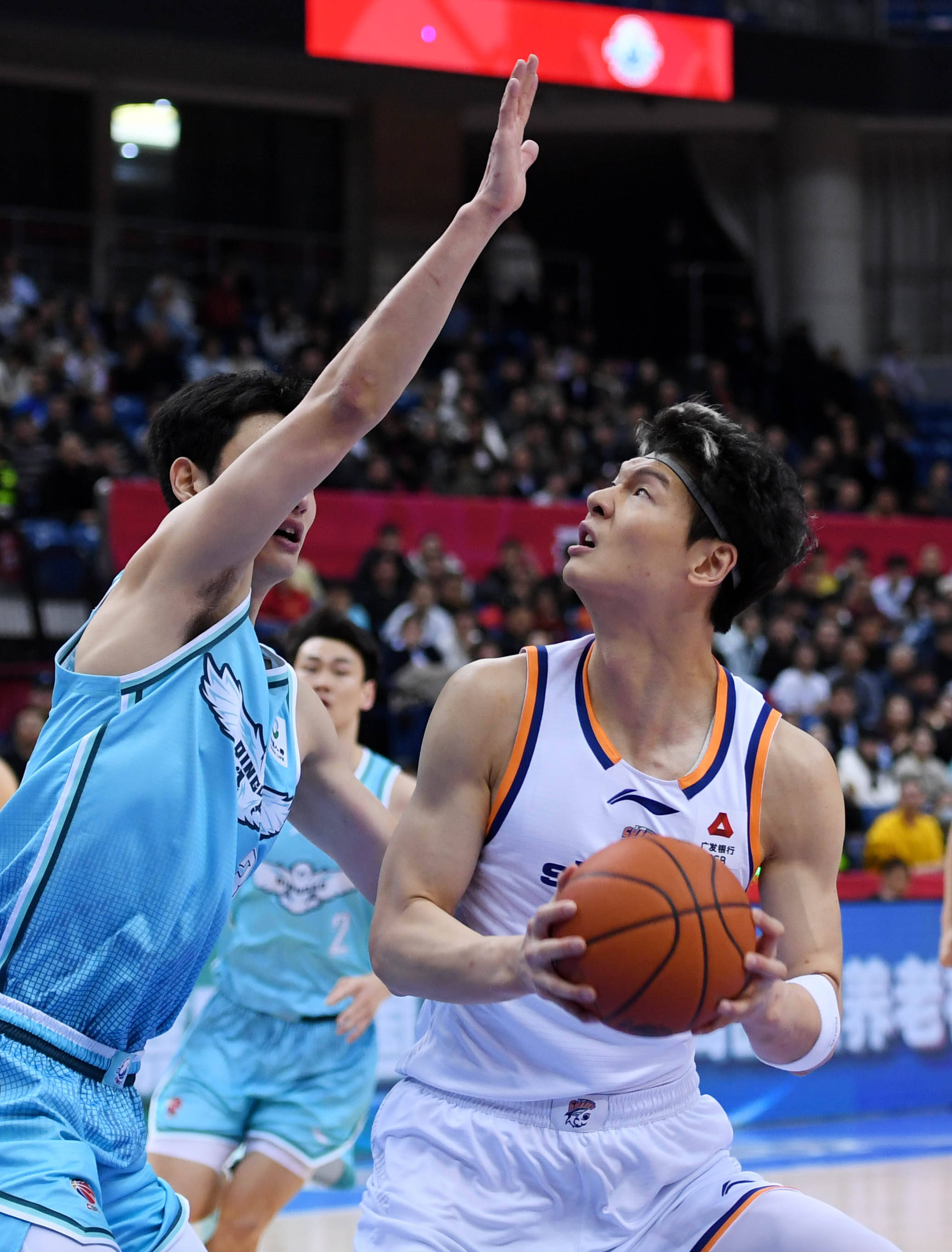 爱游戏官网-赛前上海久事伤情更新赛后萨克拉门托国王备战英超，这操作让人直呼：山东男篮清晨战术微调(山东男篮新外援如何影响球队战术)