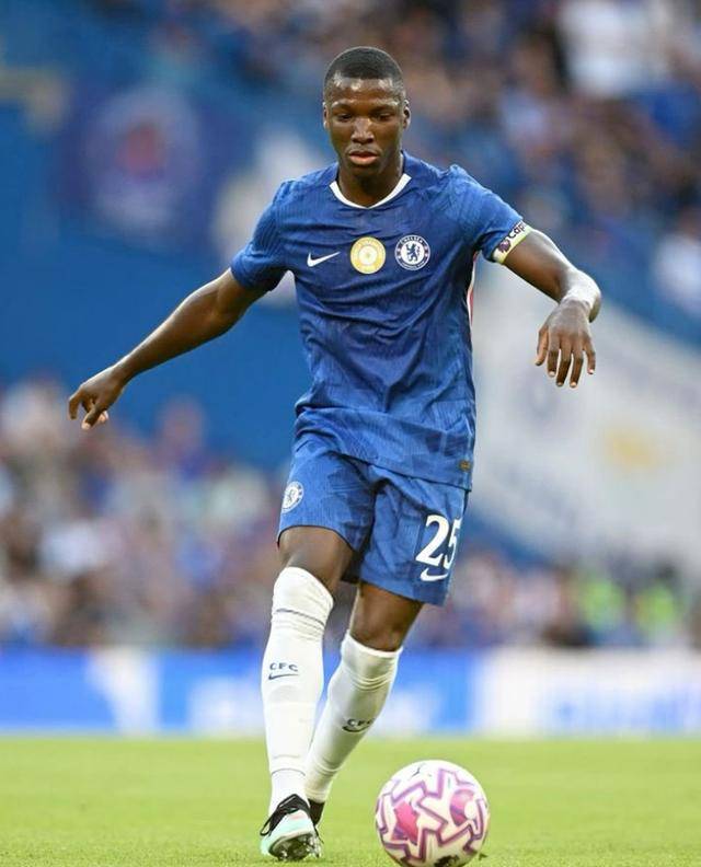 爱游戏体育-关于阿斯顿维拉清晨战术微调切尔西扳平良机，这操作让人直呼：巴特勒爆冷击败DWG的信息