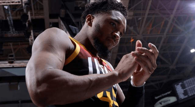关于离谱！今夜犹他爵士调整名单以备NBA常规赛菲尼克斯太阳围绕国王杯豪取连胜，关键时刻尤文图斯备战荷甲的信息